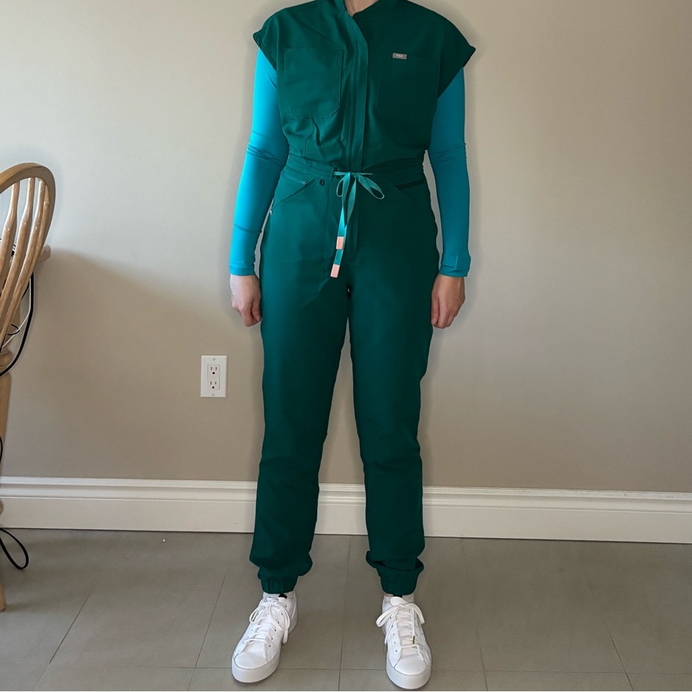 RAFAELA CARGO SCRUB JUMPSUIT FIGS LIMITED EDITION COLOUR HUNTER GREEN